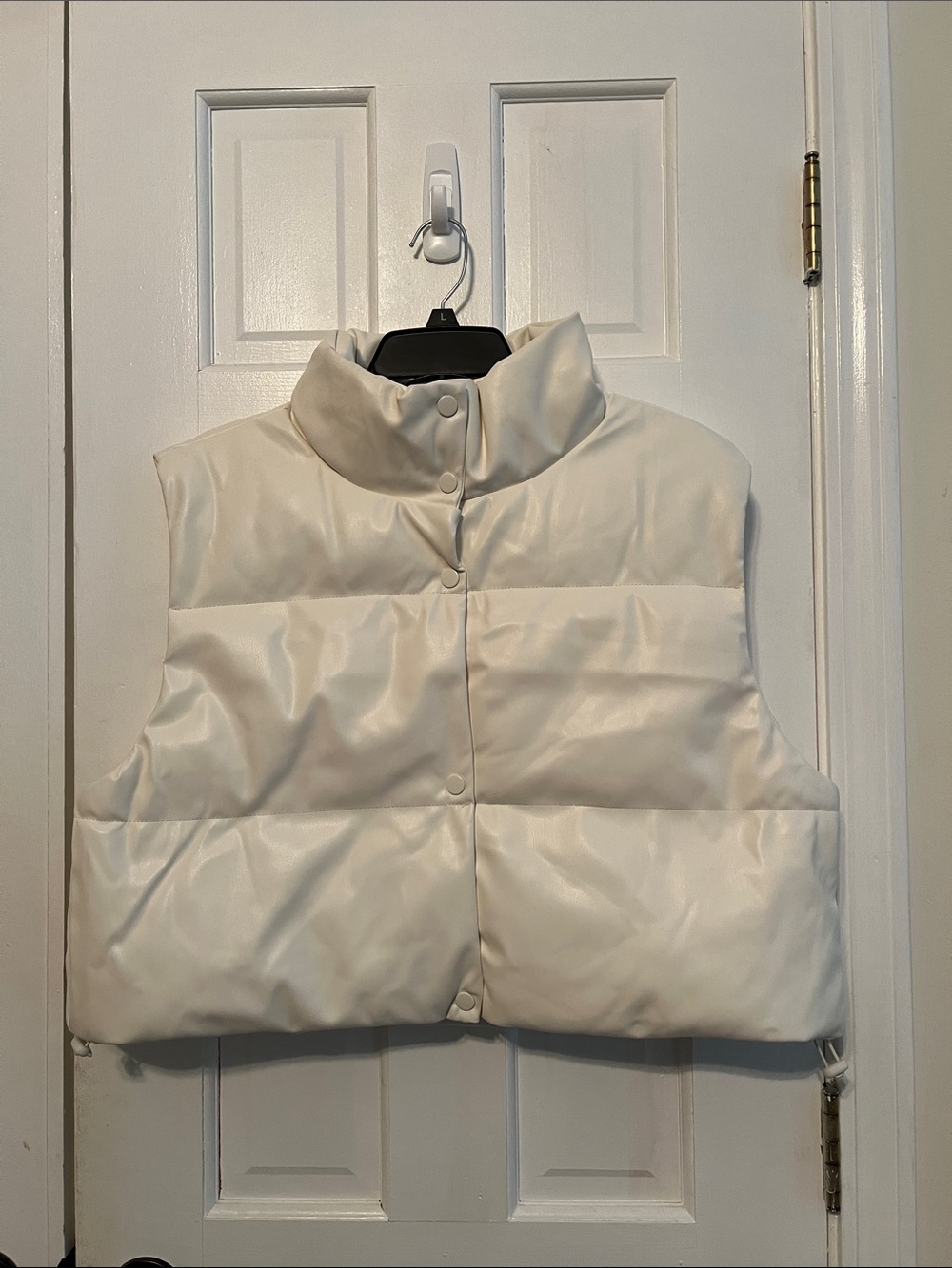 Cream Cropped Puffer Vest
